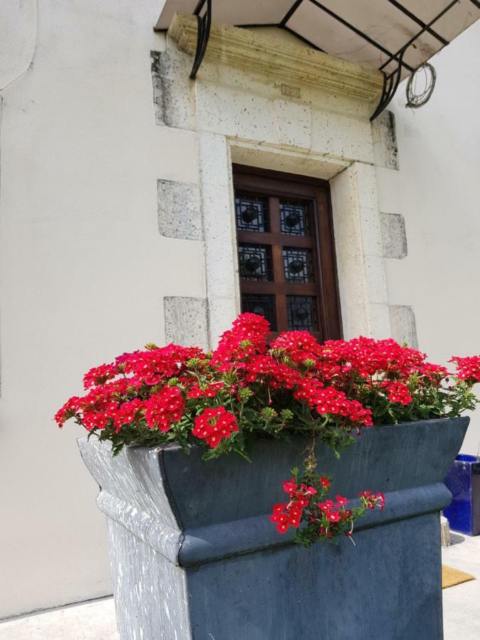 Le Vieux Couvent Villa Deviat Екстериор снимка