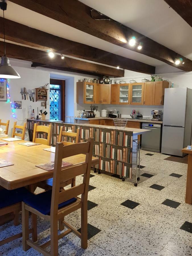 Le Vieux Couvent Villa Deviat Екстериор снимка